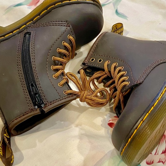 Dr. Martens 1460 T - Picture 6 of 6